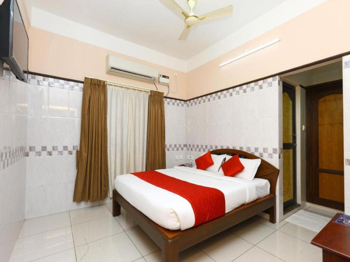 Hotel Arunachala Puduccseri Kültér fotó