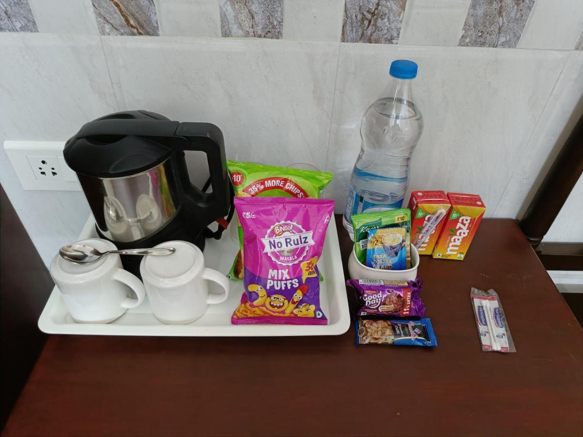 Hotel Arunachala Puduccseri Kültér fotó