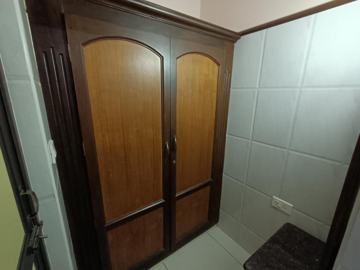 Hotel Arunachala Puduccseri Kültér fotó